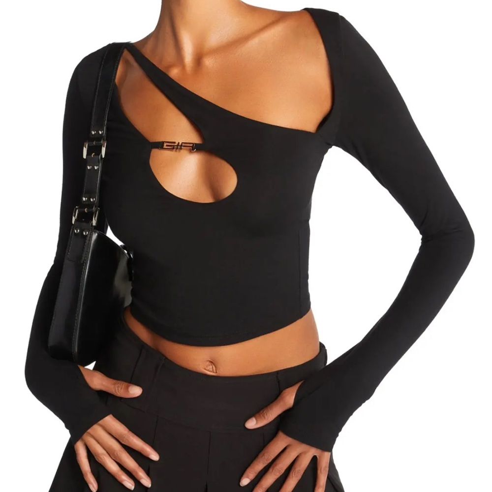 Cut out I.AM.GIA top